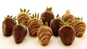 Chocolate strawberries HD wallpaper