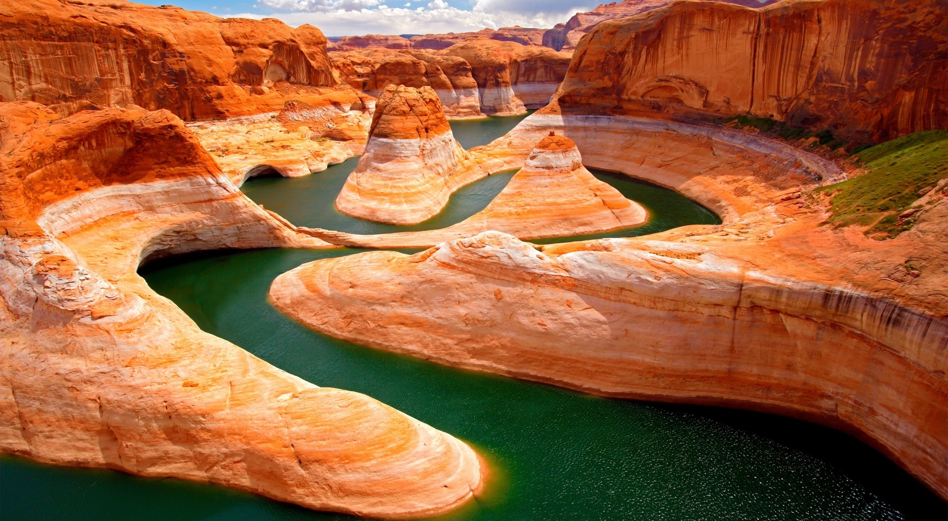 Beautiful Canyon River HD wallpaper