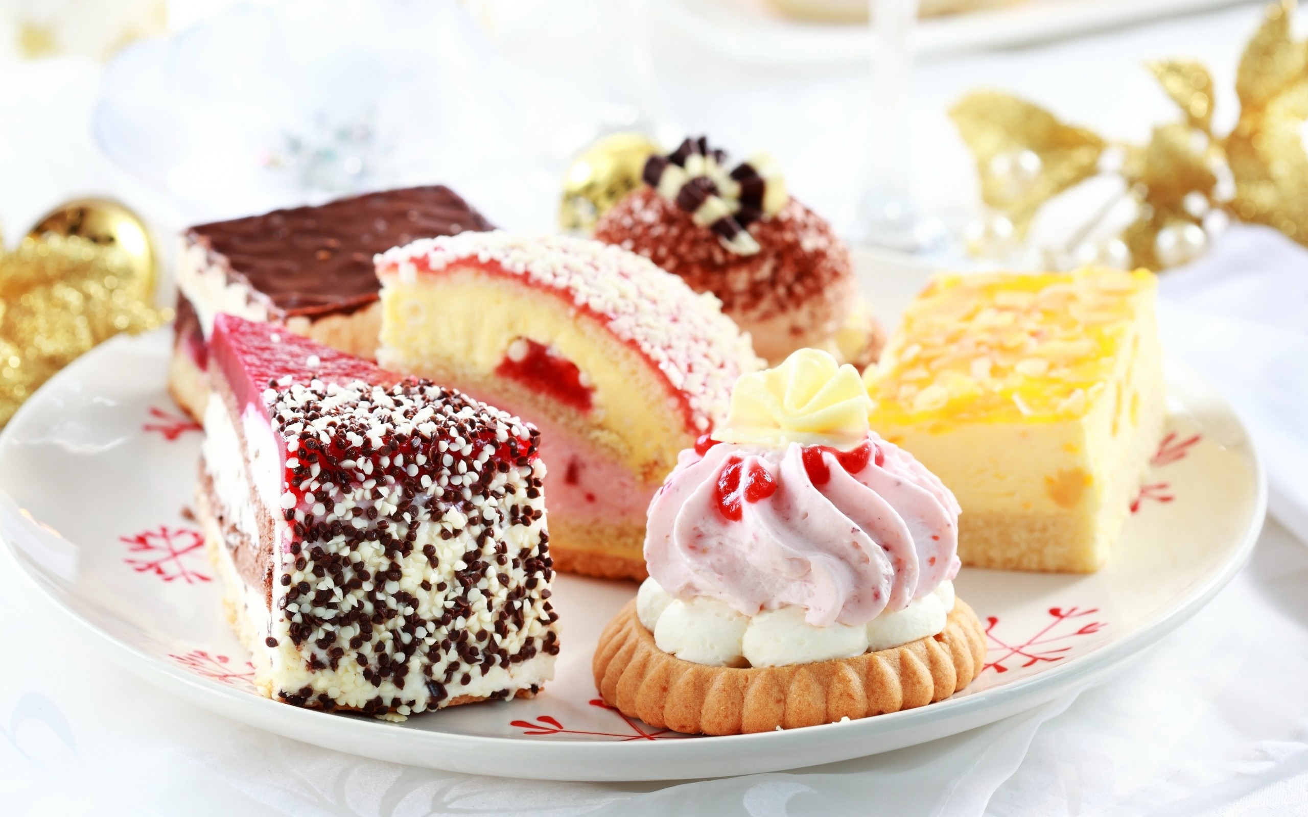 Cakes Pastries Desserts 2560×1600