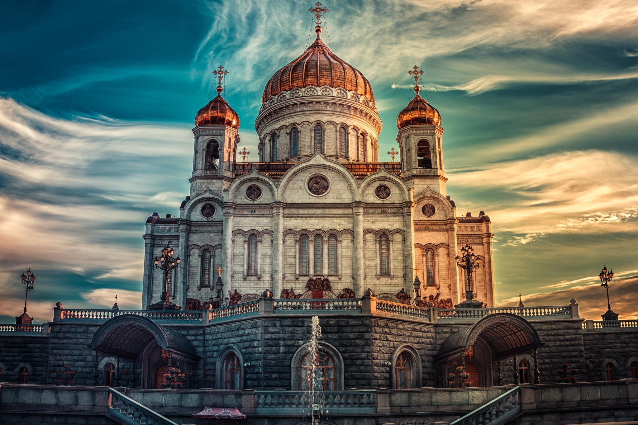 Cathedral of christ the savior Russia Moscow Hdr