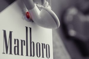 Marlboro Cigarettes Apple Headphones Brand 1920×1200