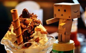 Danboard Cake Cardboard robot Dessert Cinnamon