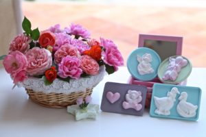 Roses Flowers Garden Basket Cloth Crafts