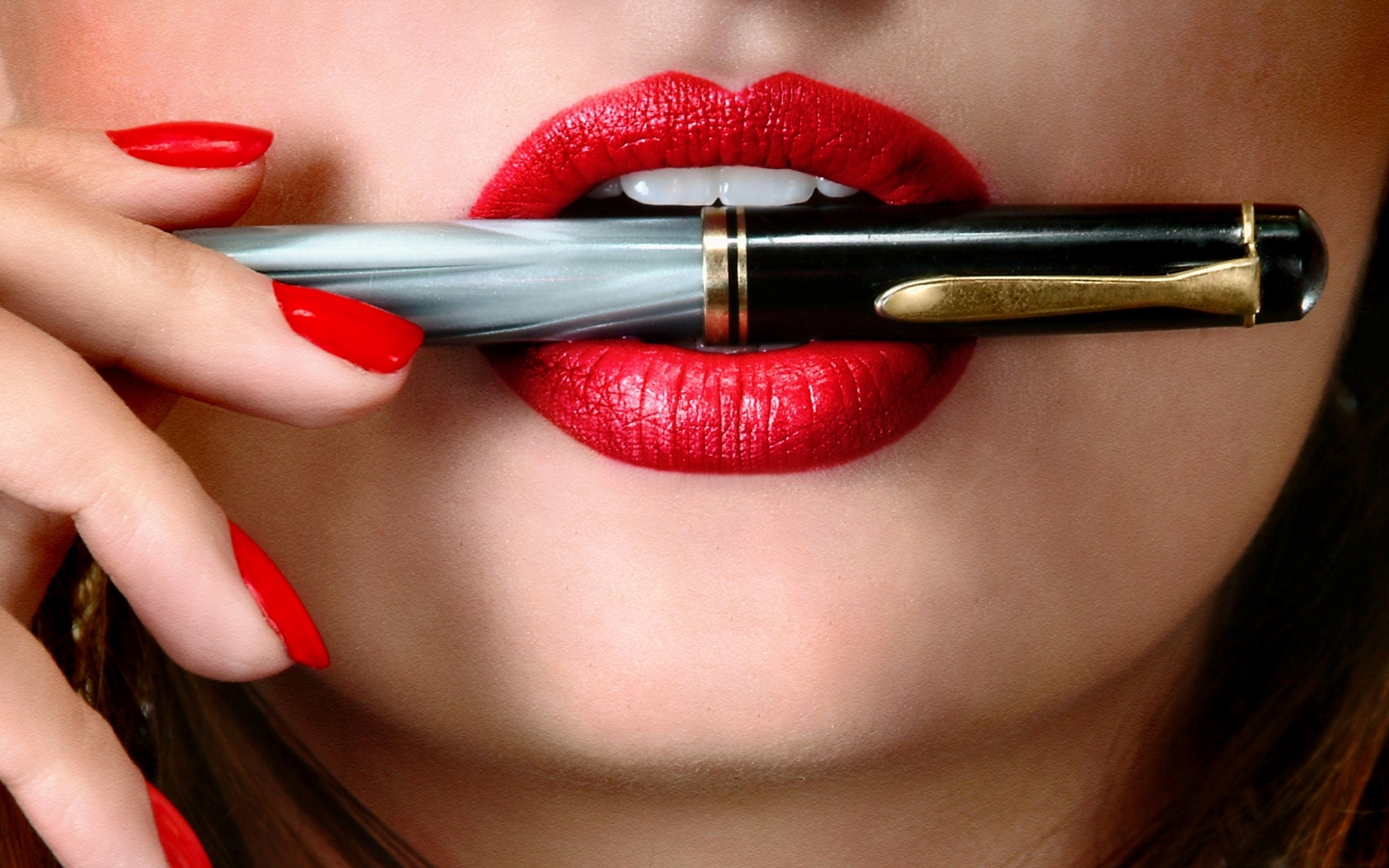 Hand Lips Girl Pen Lipstick Nail polish