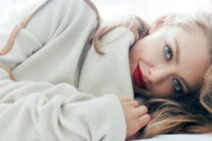 Amanda Seyfried Vogue 2017 5K
