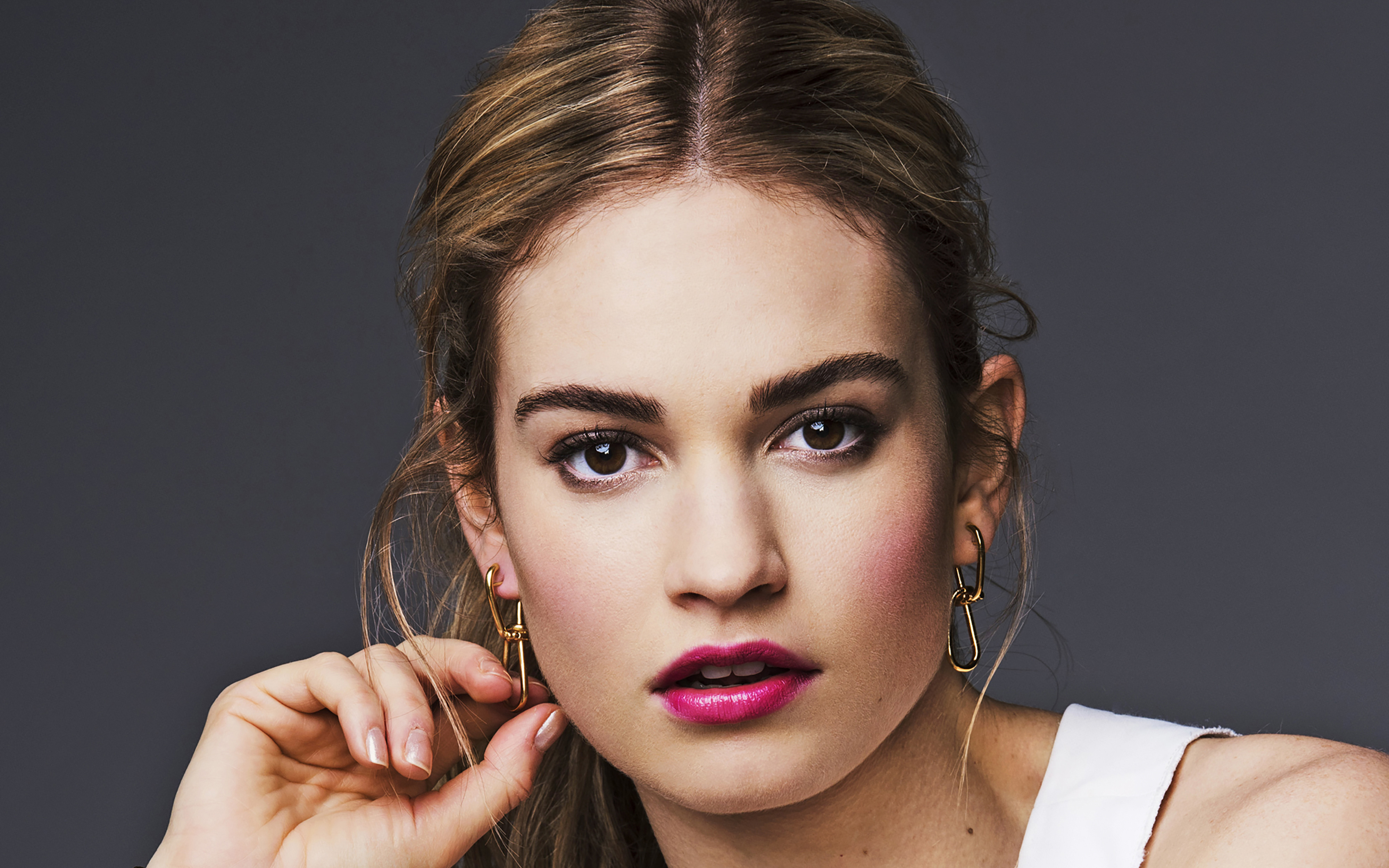 Lily James 2017 4K Wallpapers