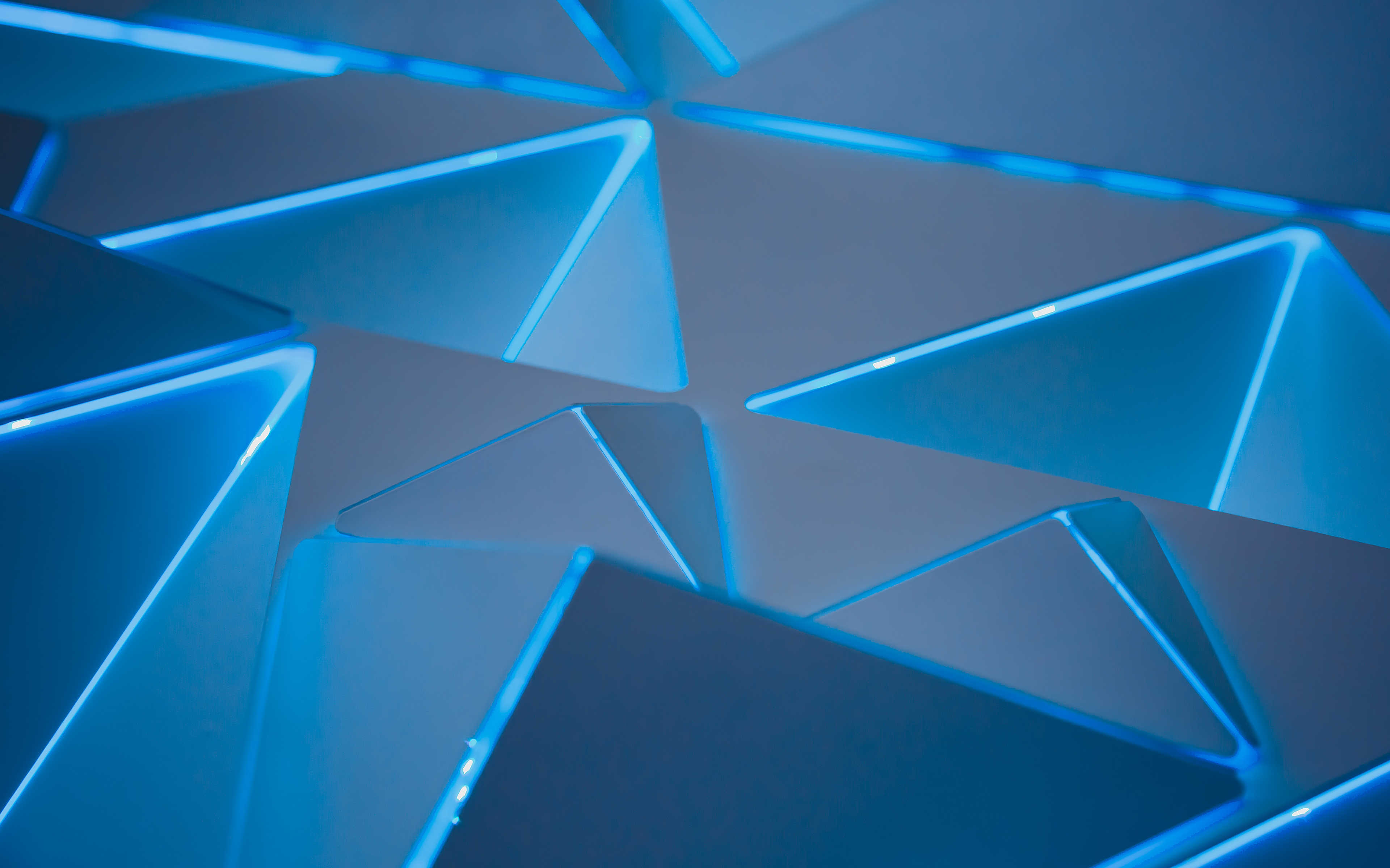 3D Blue Triangles