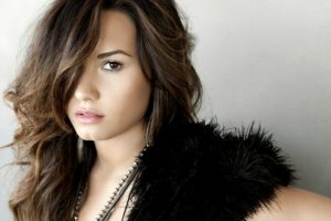 Stylish Demi Lovato Wallpaperslife