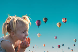 Cute girl Hot air ballons 4K Wallpapers