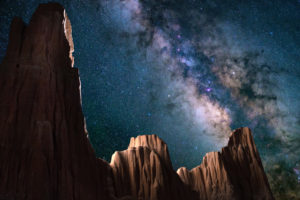 Starry sky Cathedral Gorge State Park 4K