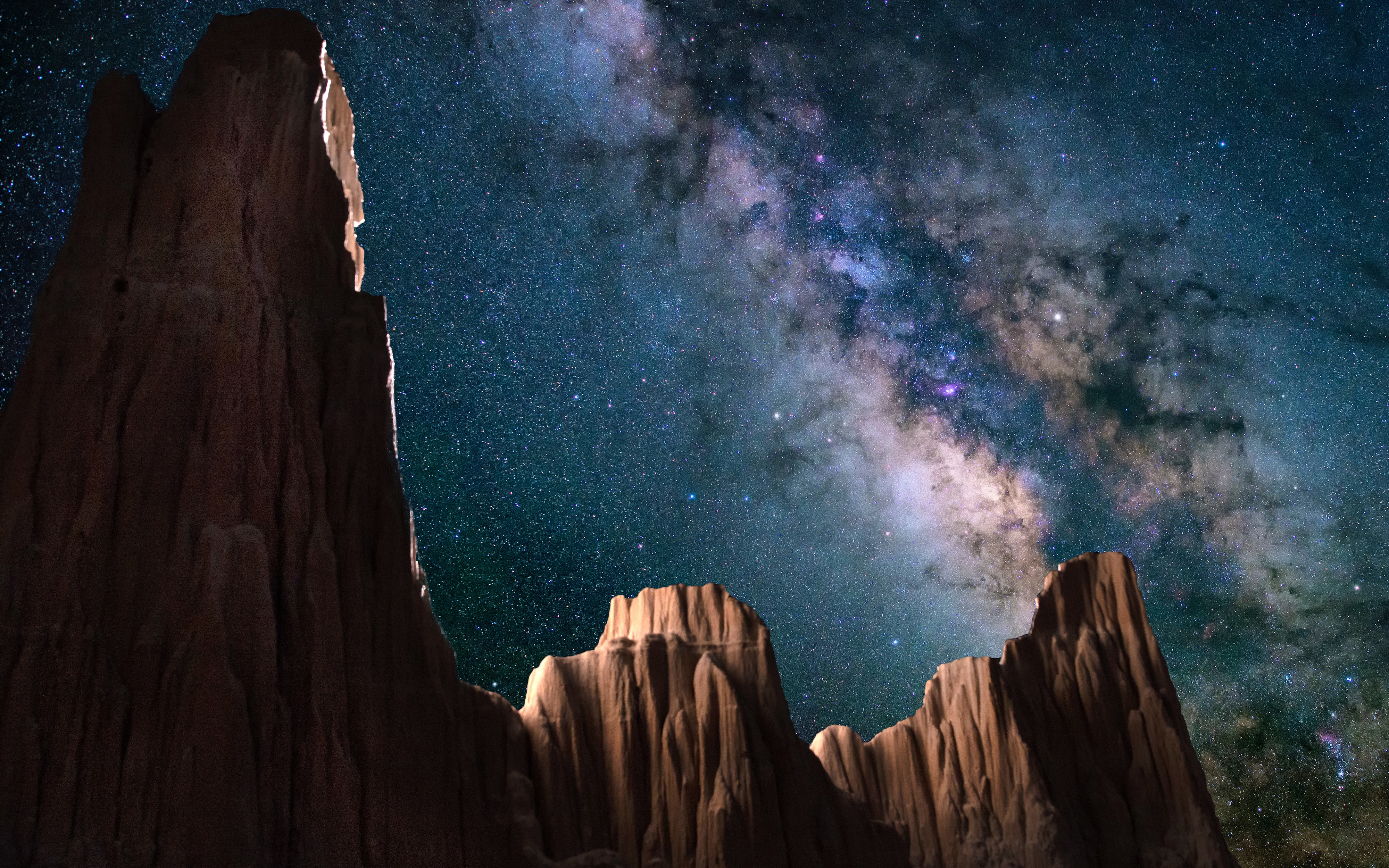 Starry sky Cathedral Gorge State Park 4K Wallpapers