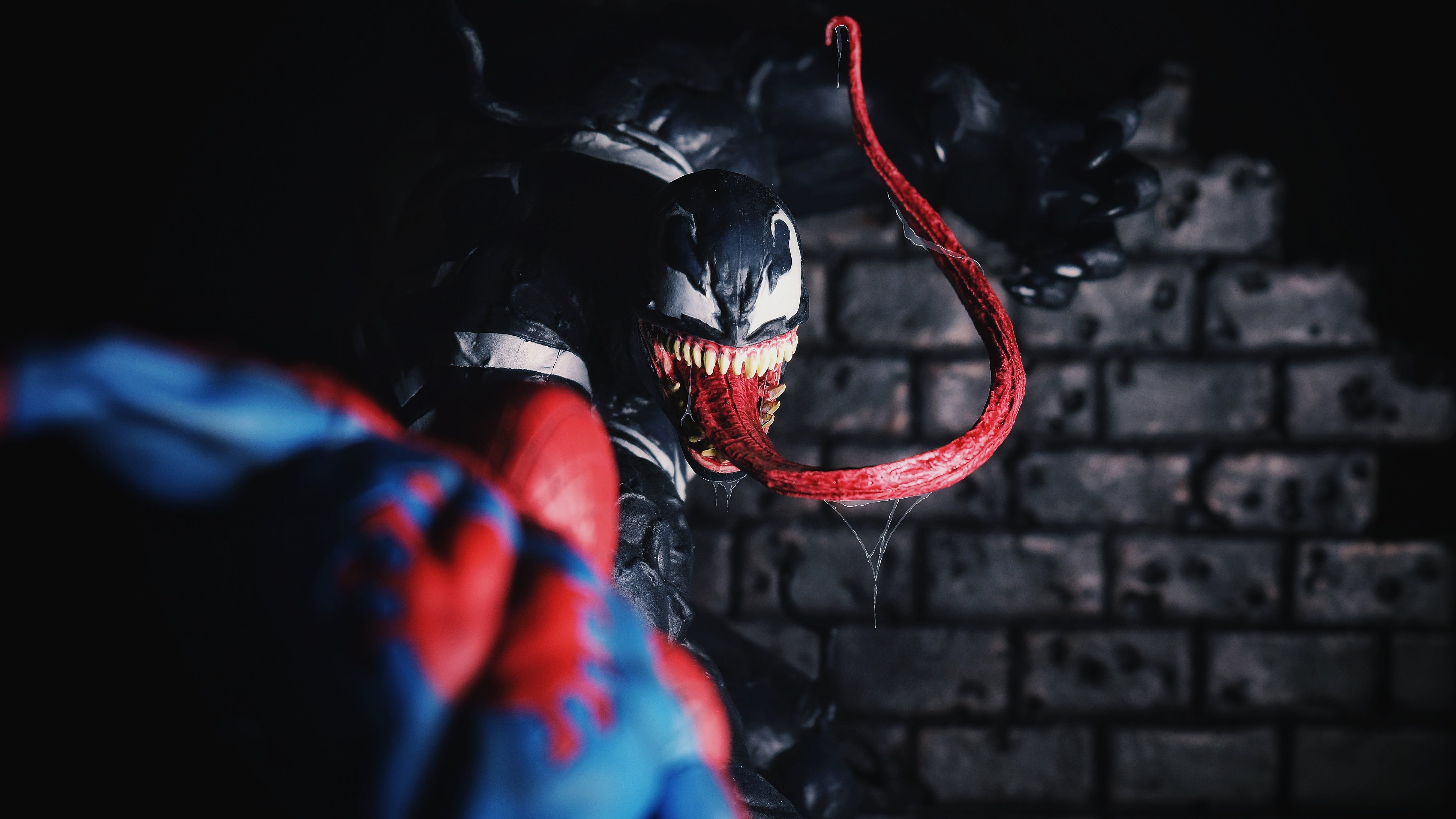 Venom vs Spider-Man 5K Wallpapers