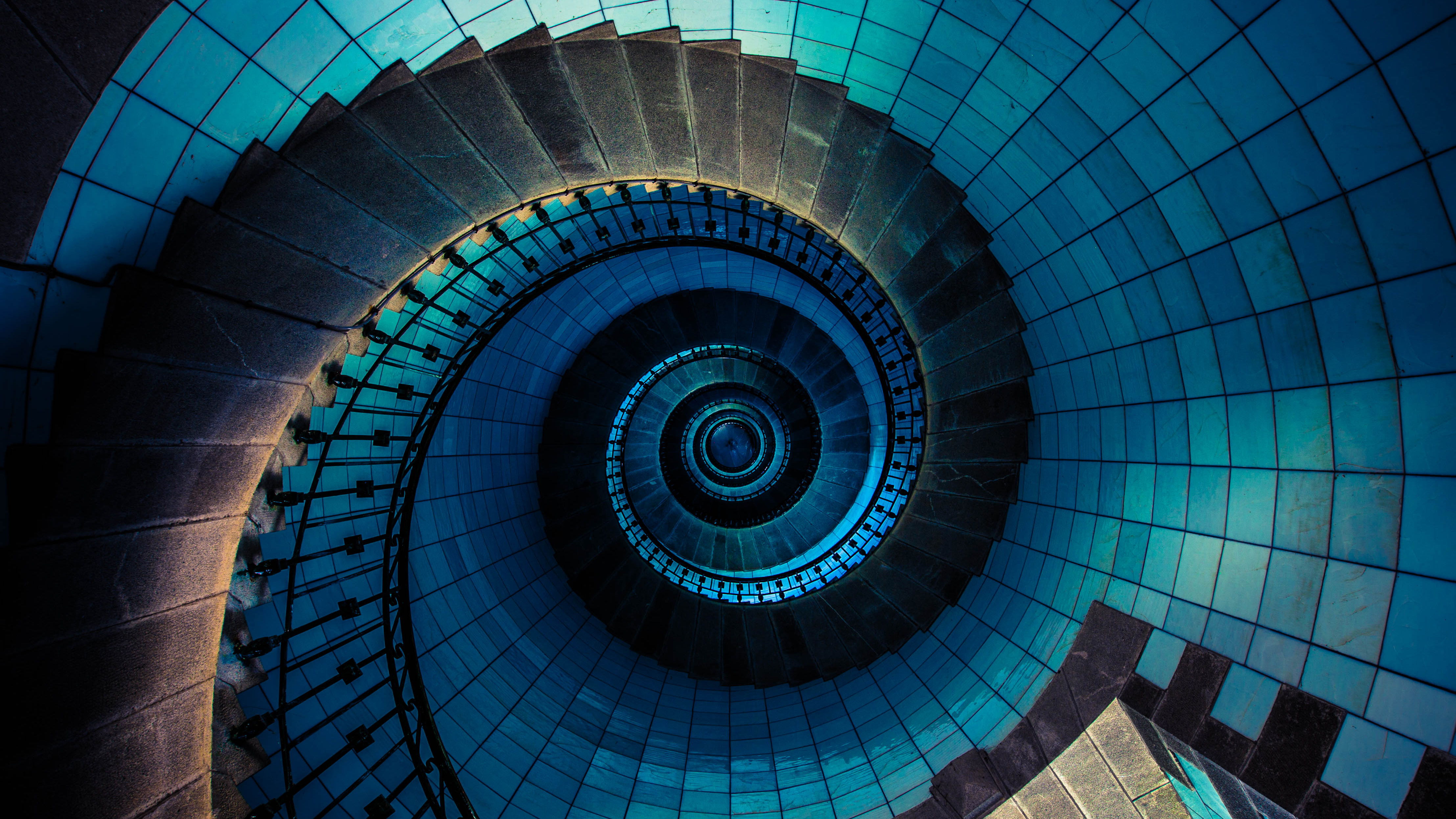 Spiral staircase 4K Wallpapers