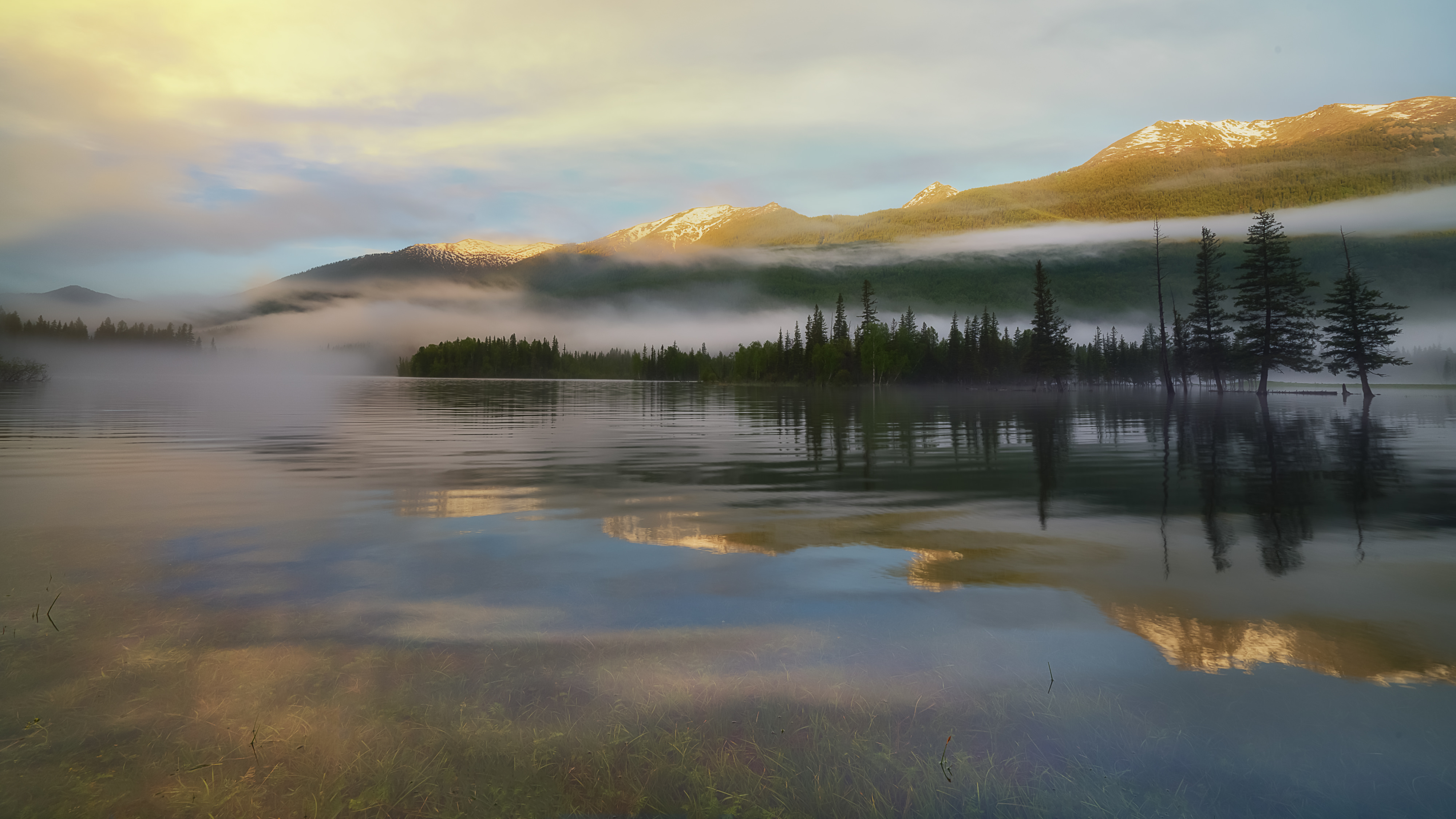 Kanas Lake Reflections 4K