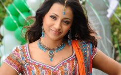 Trisha in Telugu Movie Wallpapers