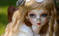 Doll Girl Looking glass Wallpapers