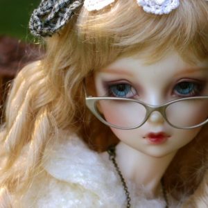 Doll Girl Looking glass Wallpapers