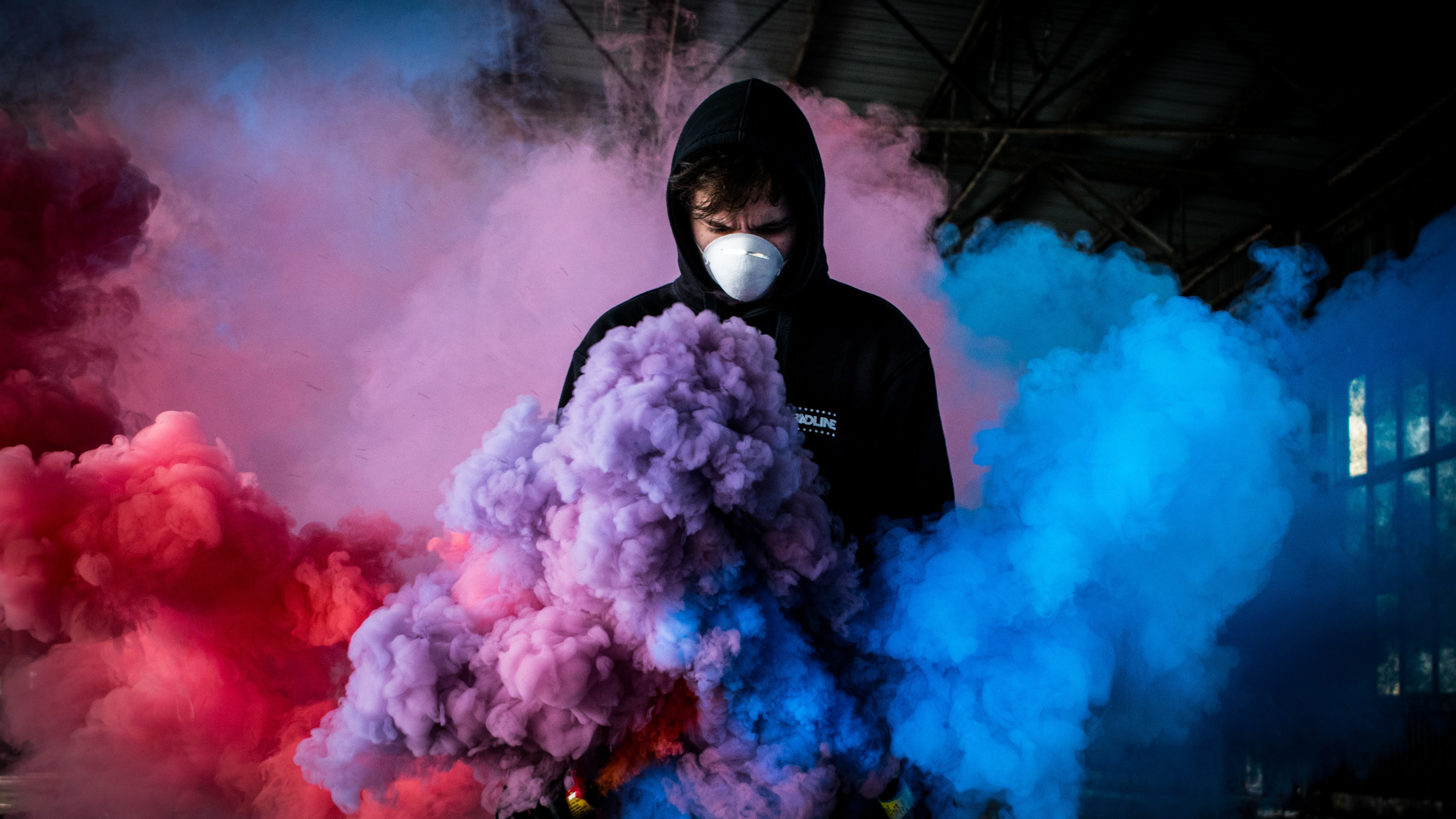 Colorful Smoke with Mask 5K
