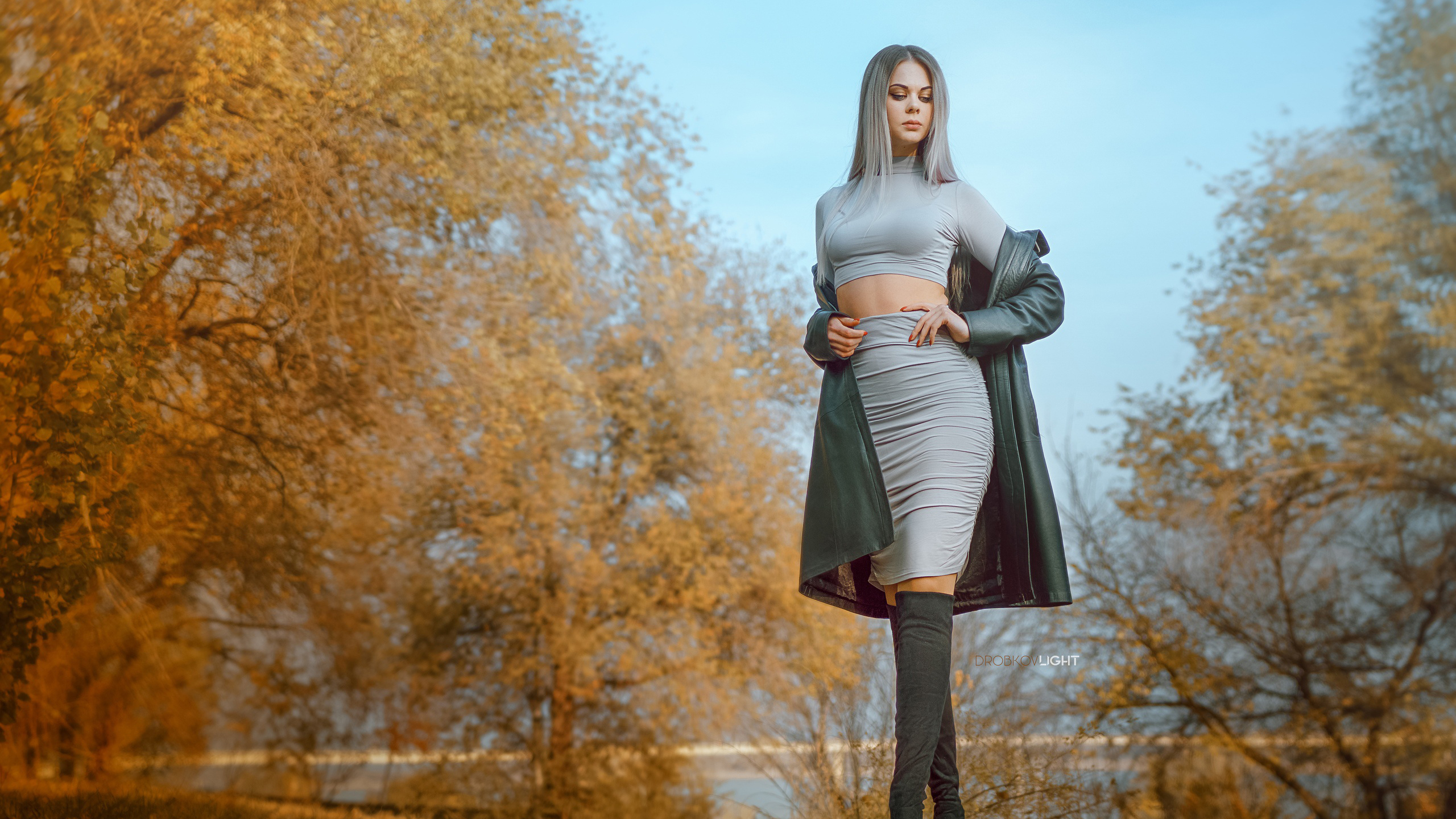 Gray Hair Girl Model With Gray Dress And Black Coat HD Model Wallpapers