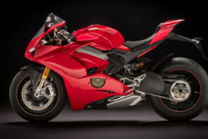 Ducati Panigale V4 S 2018 4K