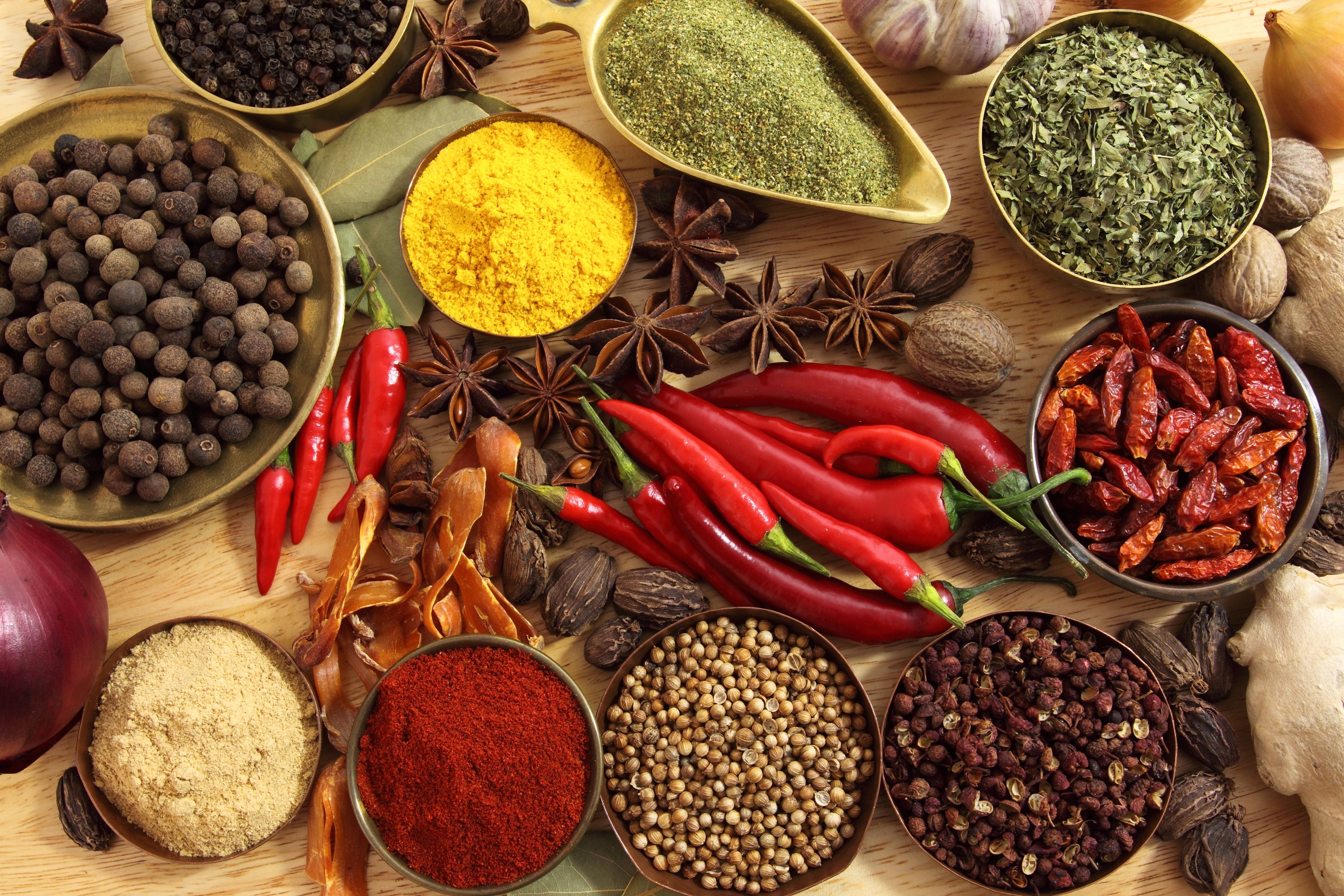 Spices, Seasonings, Red pepper, Black pepper, Pepper, Star anise, Onion, Ginger, Garlic, Walnuts, Bay leaf HD Wallpapers
