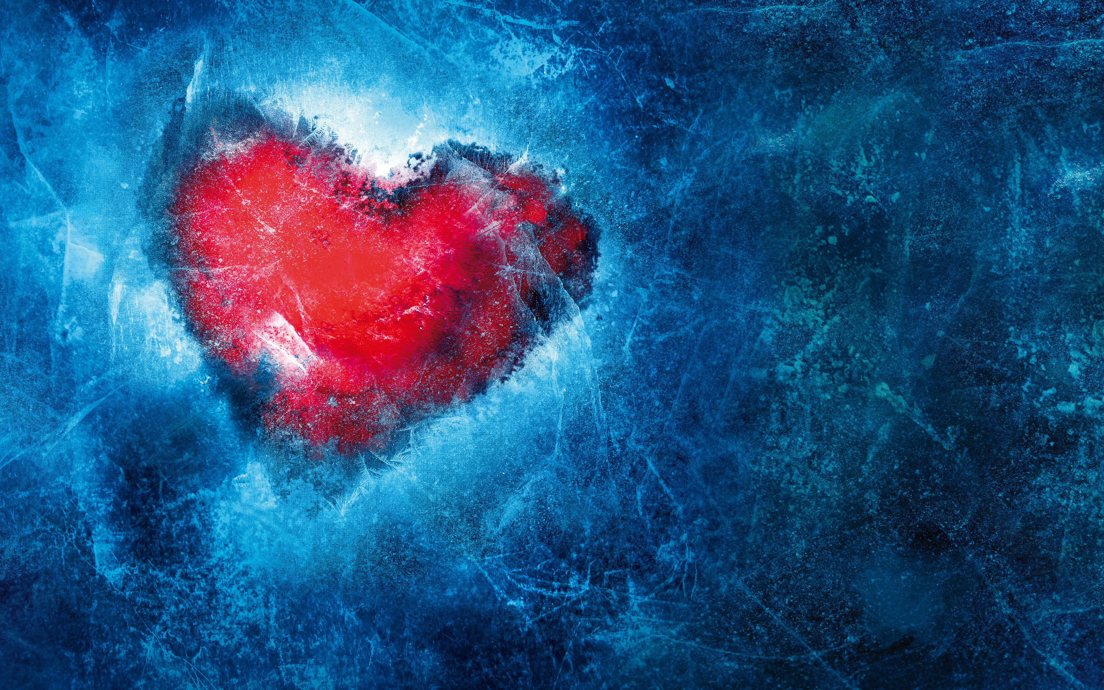 Frozen Love Heart Wallpapers
