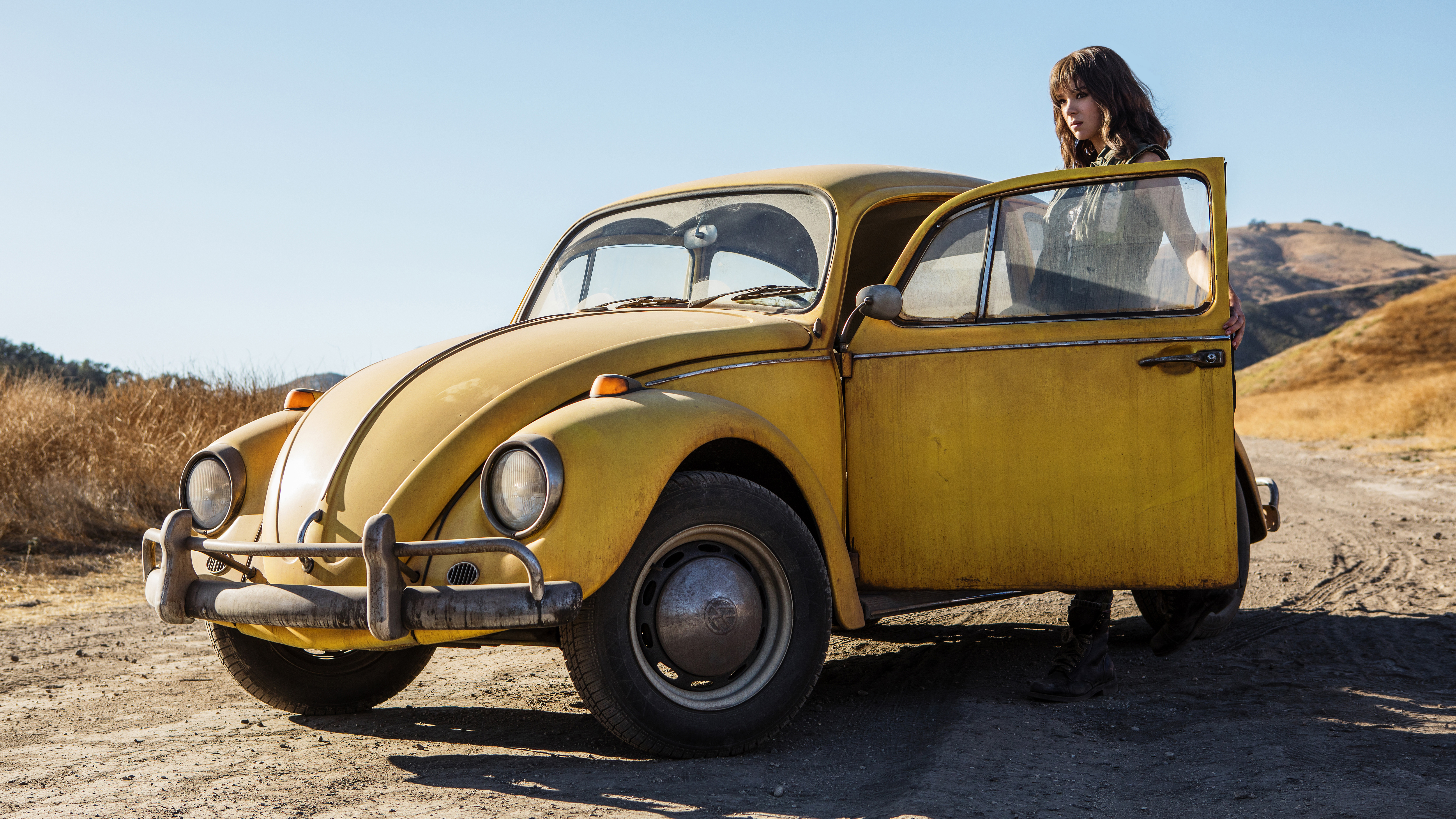 Hailee Steinfeld in Bumblebee Movie 2018 5K